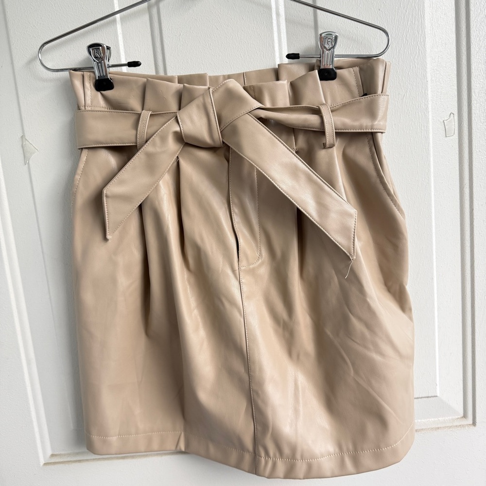 Kendall + Kylie Faux Leather Paperbag Waist Mini Skirt Beige Belted Size M